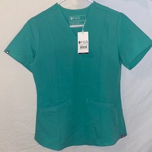 Figs Slim Fit 2 Pocket Scrub Top